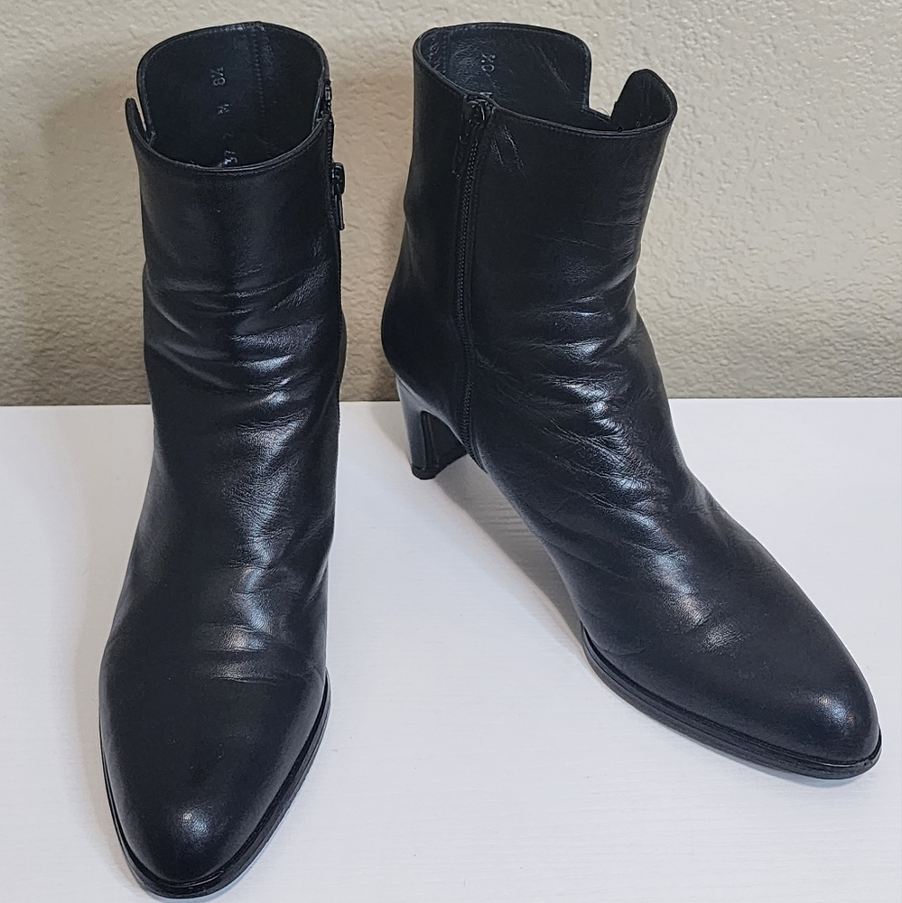 Stuart Weitzman Black Ankle Boot